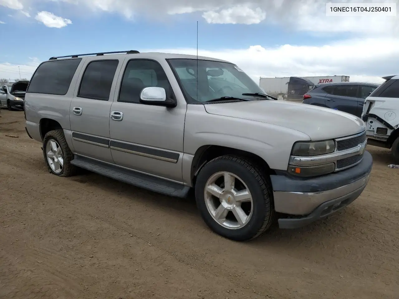 2004 Chevrolet Suburban C1500 VIN: 1GNEC16T04J250401 Lot: 49548555