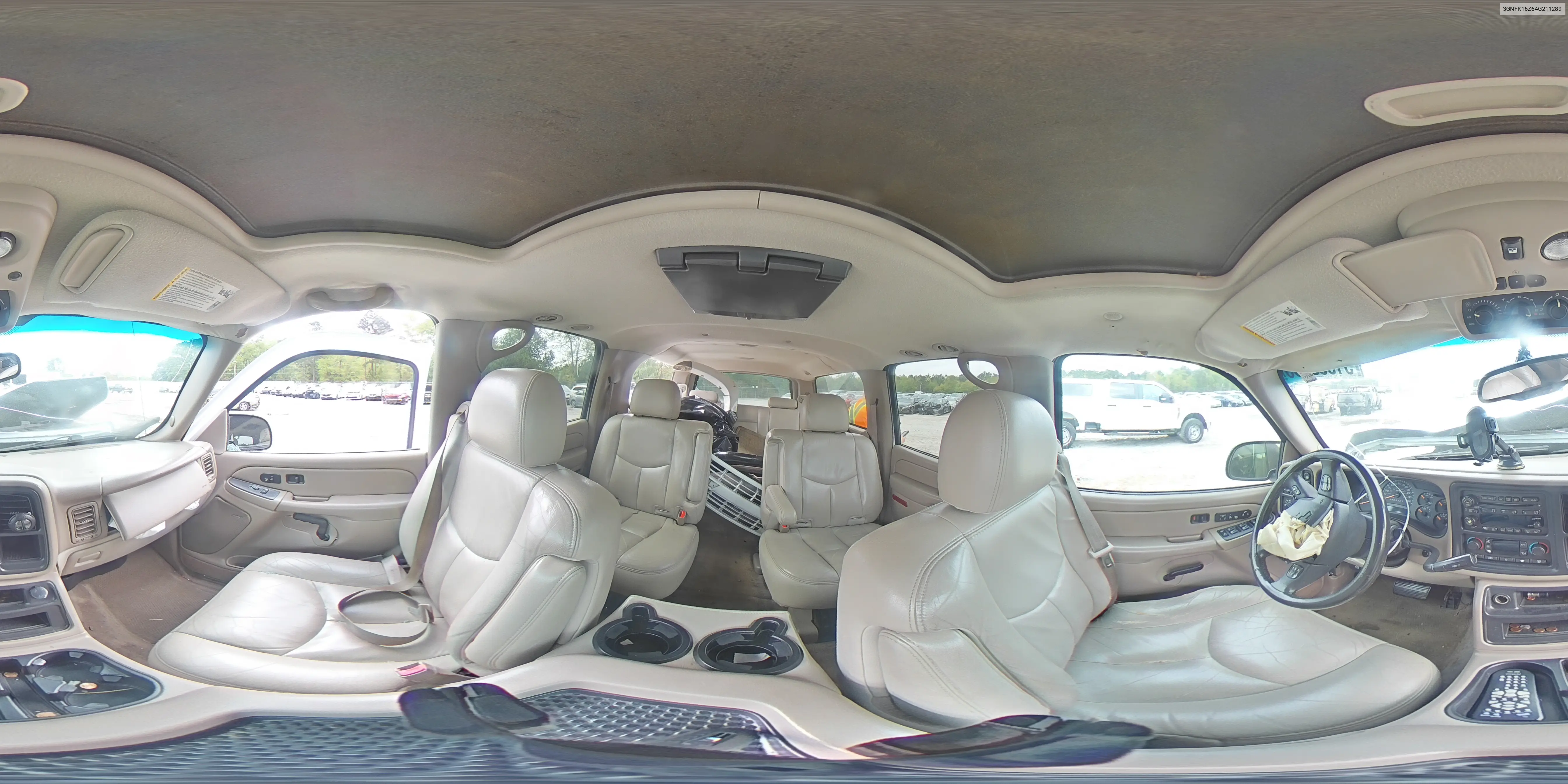 2004 Chevrolet Suburban K1500 VIN: 3GNFK16Z64G211289 Lot: 51853965