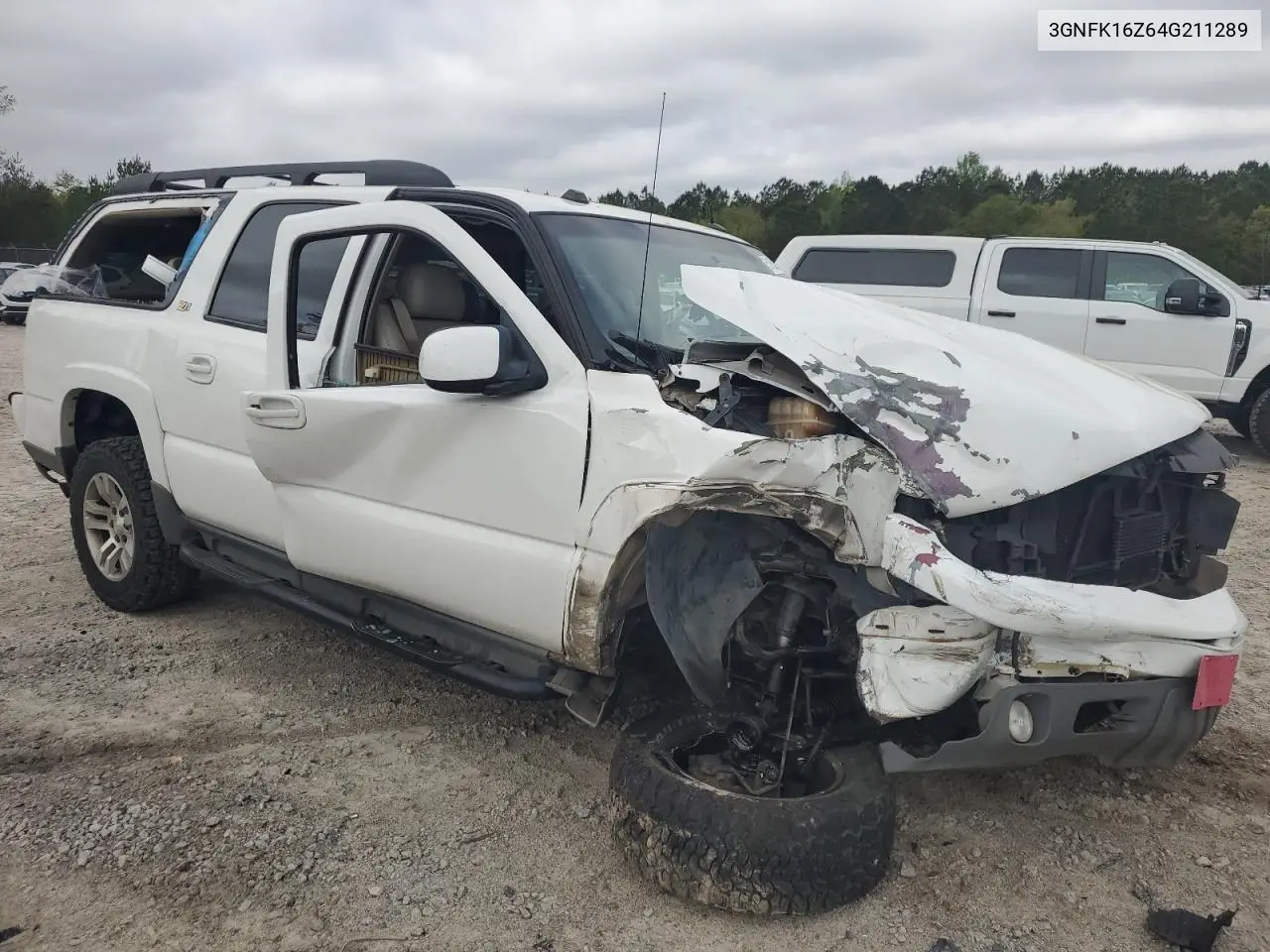 2004 Chevrolet Suburban K1500 VIN: 3GNFK16Z64G211289 Lot: 51853965