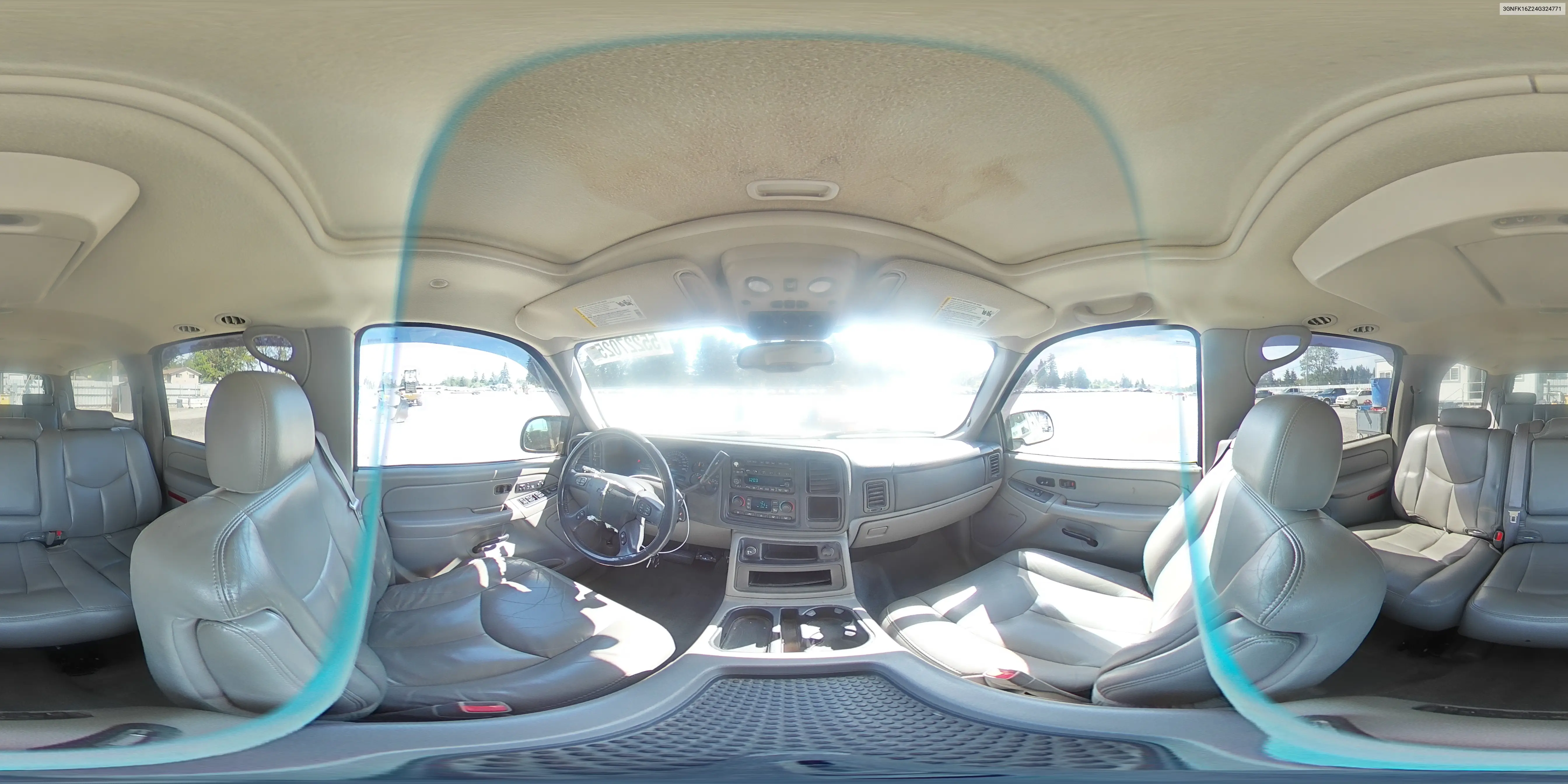 2004 Chevrolet Suburban K1500 VIN: 3GNFK16Z24G324771 Lot: 55227025
