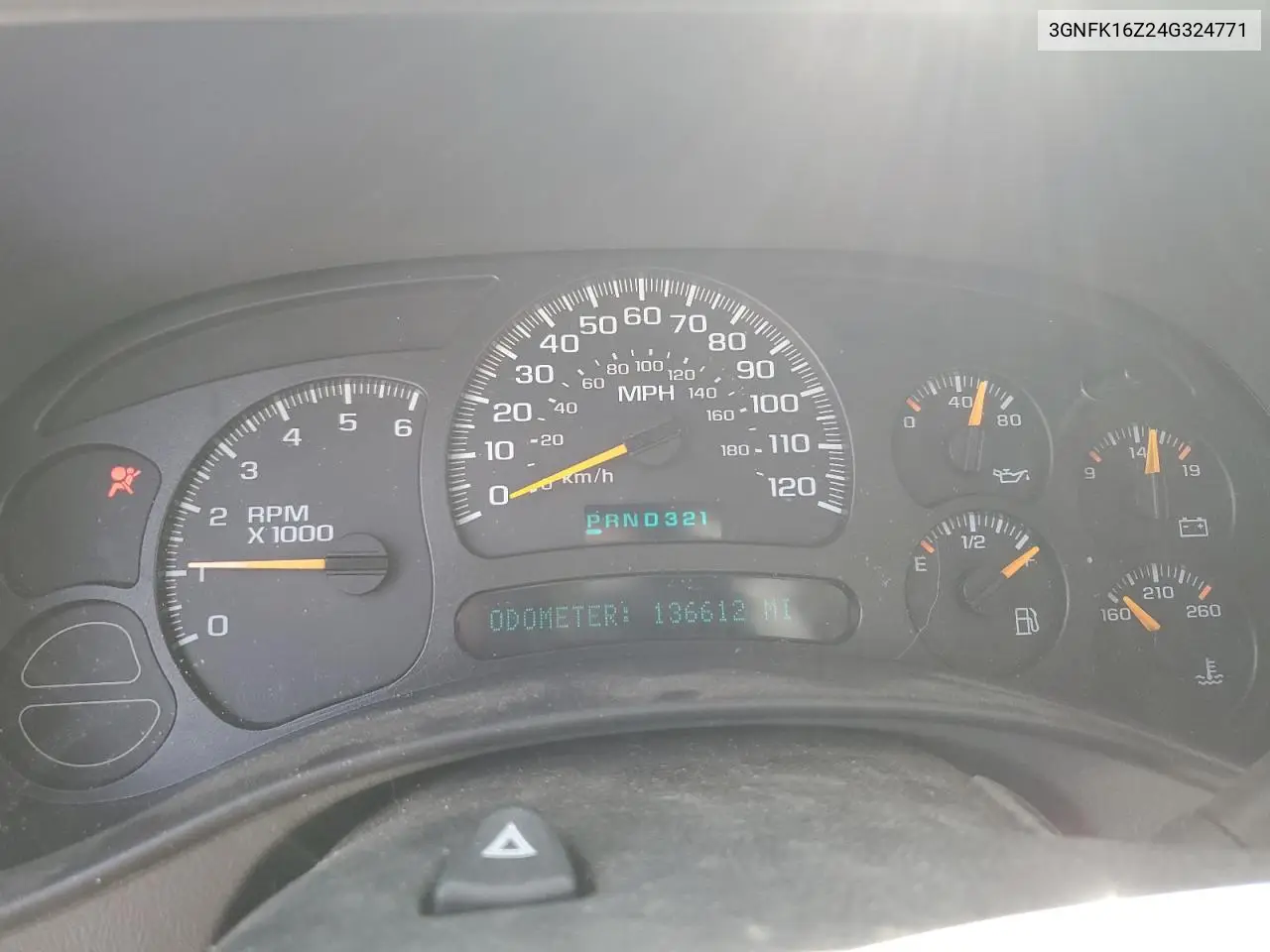 2004 Chevrolet Suburban K1500 VIN: 3GNFK16Z24G324771 Lot: 55227025