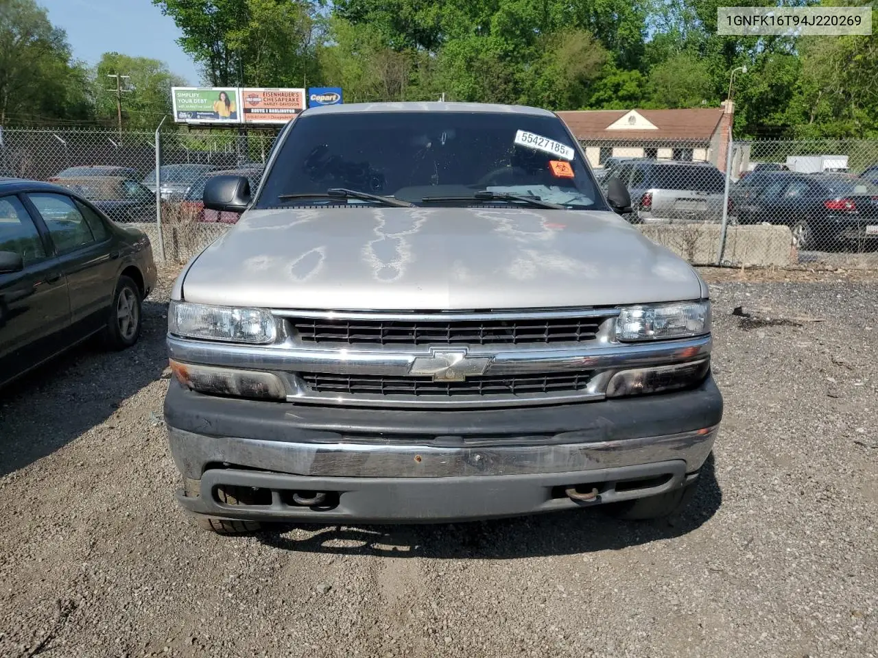 2004 Chevrolet Suburban K1500 VIN: 1GNFK16T94J220269 Lot: 55427185