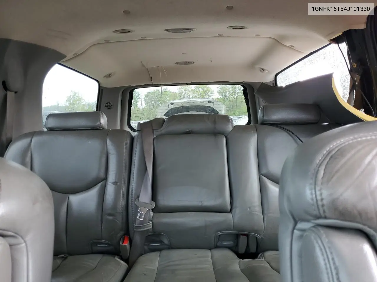 2004 Chevrolet Suburban K1500 VIN: 1GNFK16T54J101330 Lot: 55530315
