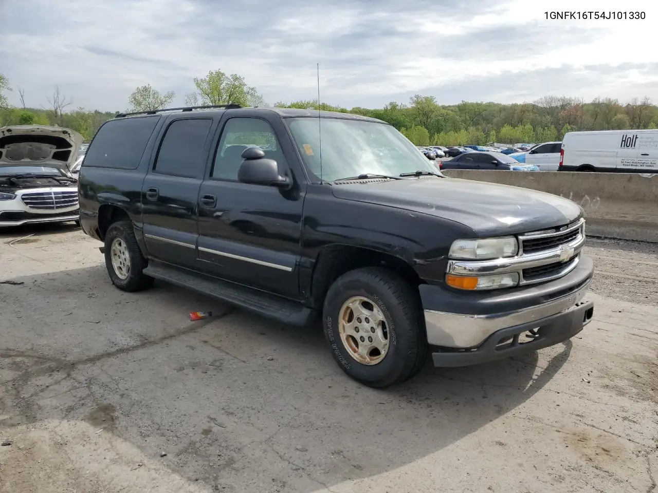 2004 Chevrolet Suburban K1500 VIN: 1GNFK16T54J101330 Lot: 55530315