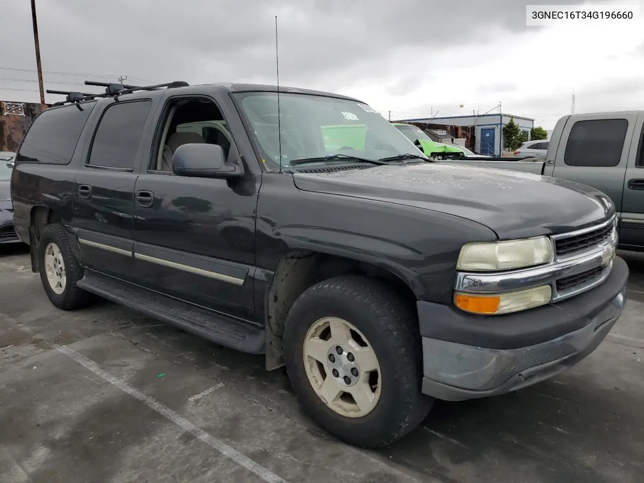 2004 Chevrolet Suburban C1500 VIN: 3GNEC16T34G196660 Lot: 55841965