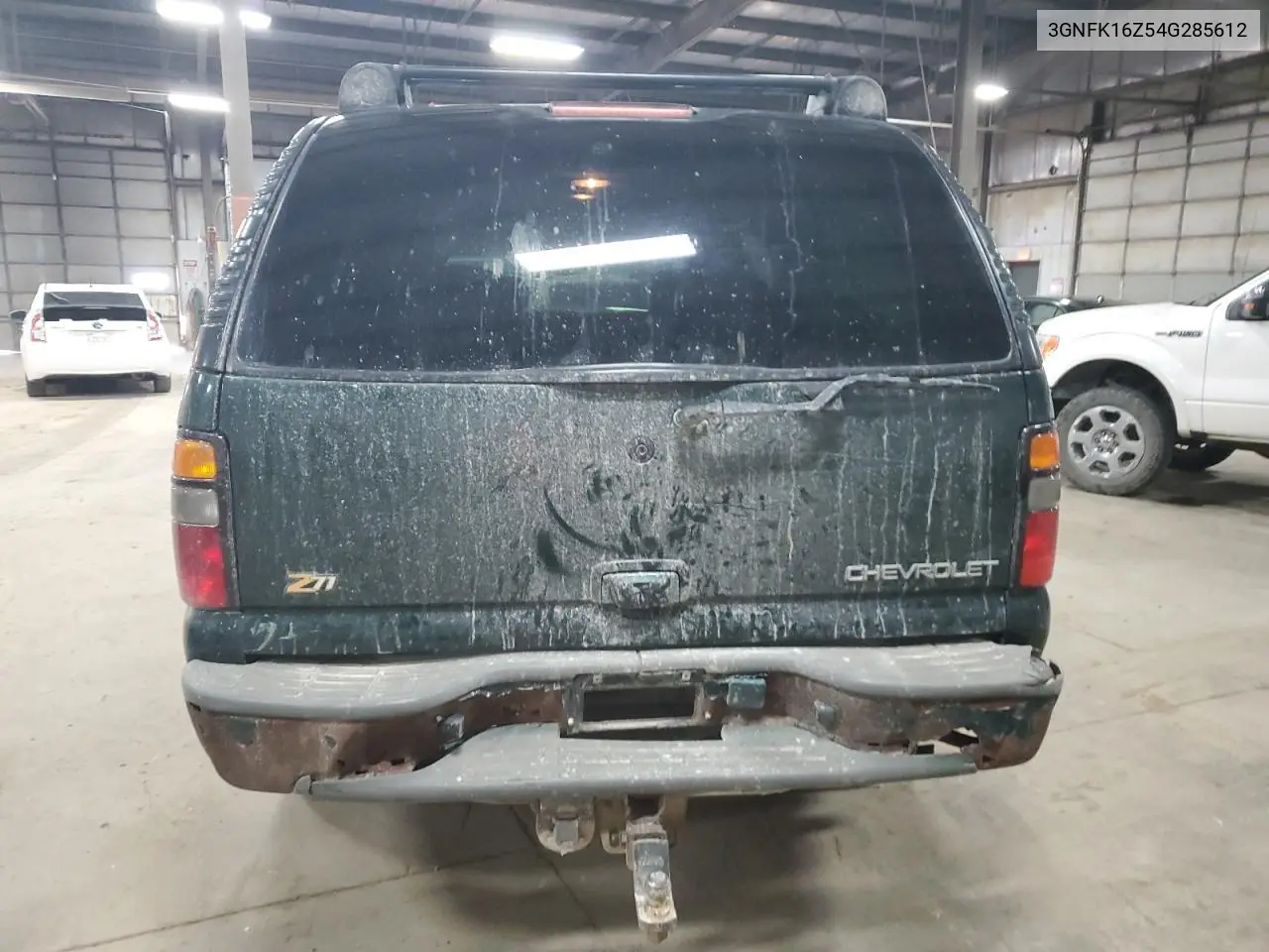 2004 Chevrolet Suburban K1500 VIN: 3GNFK16Z54G285612 Lot: 56174655