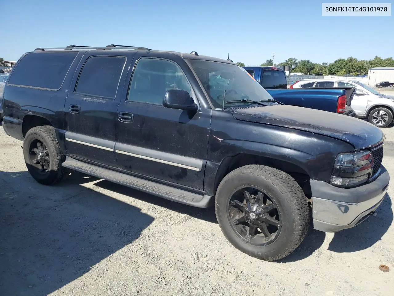 2004 Chevrolet Suburban K1500 VIN: 3GNFK16T04G101978 Lot: 61268635