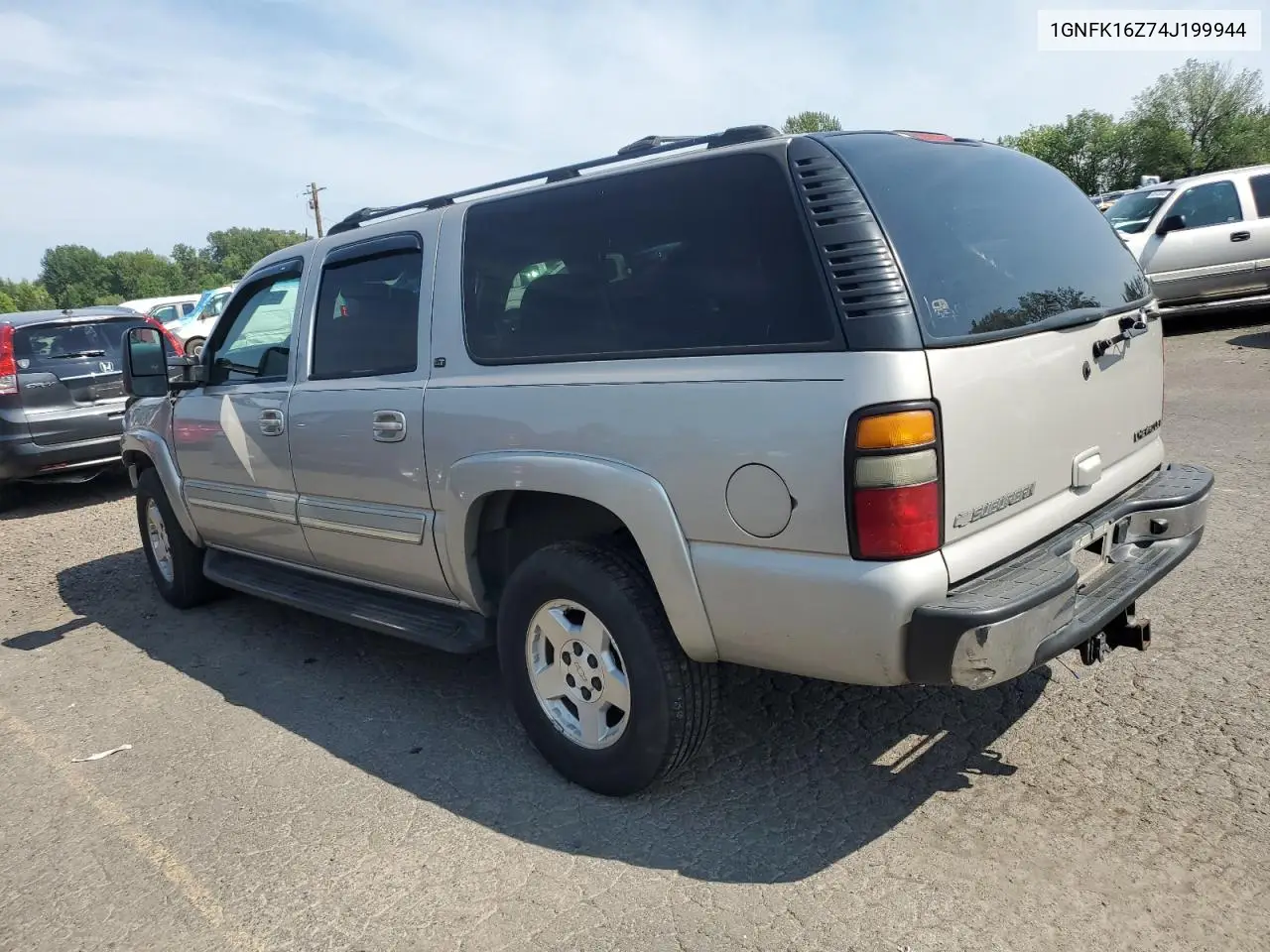 2004 Chevrolet Suburban K1500 VIN: 1GNFK16Z74J199944 Lot: 62146315