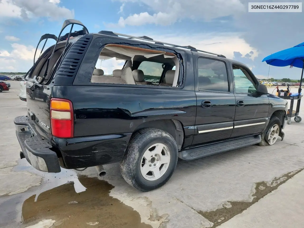 2004 Chevrolet Suburban C1500 VIN: 3GNEC16Z44G297789 Lot: 62723935