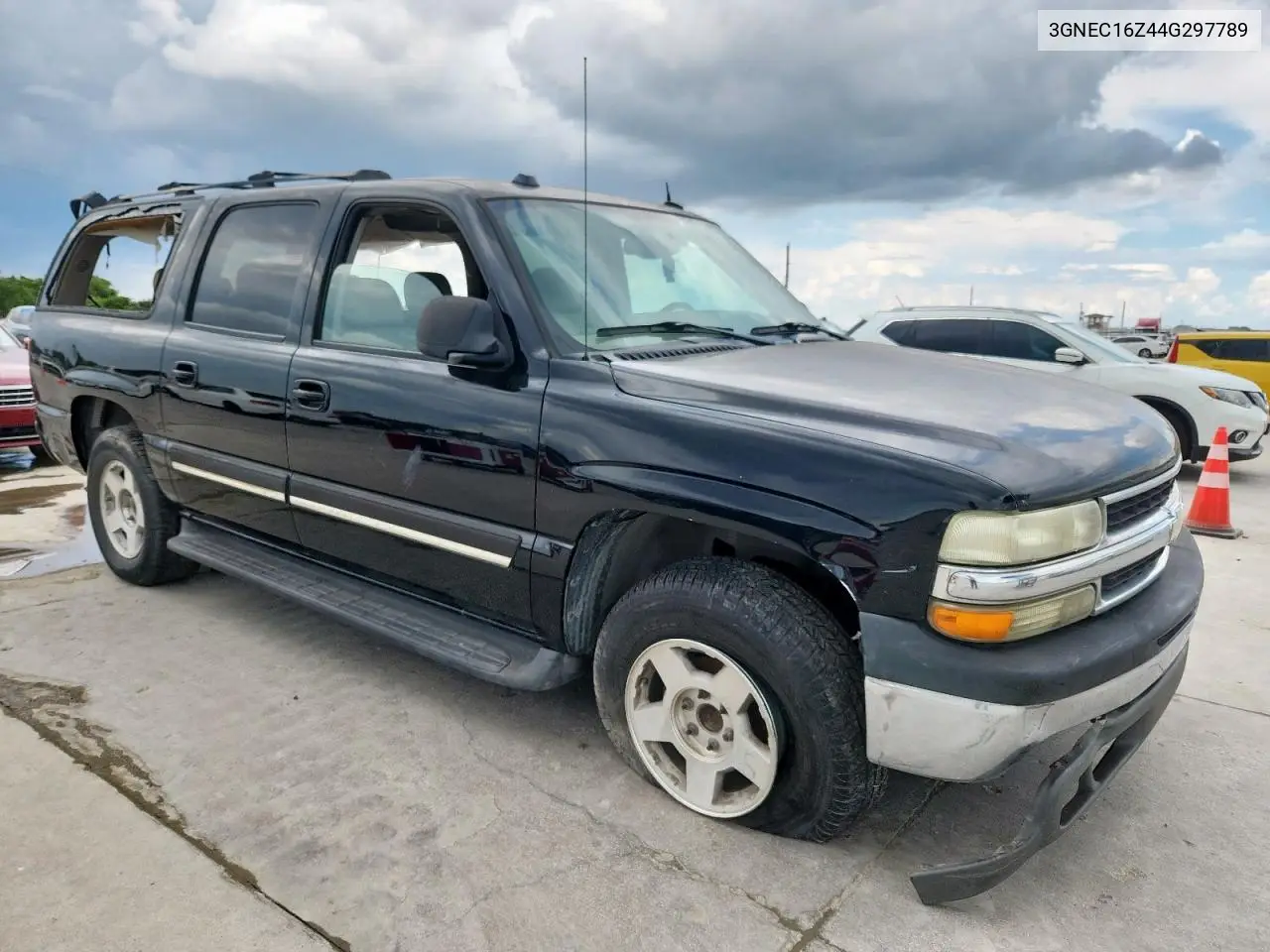 2004 Chevrolet Suburban C1500 VIN: 3GNEC16Z44G297789 Lot: 62723935
