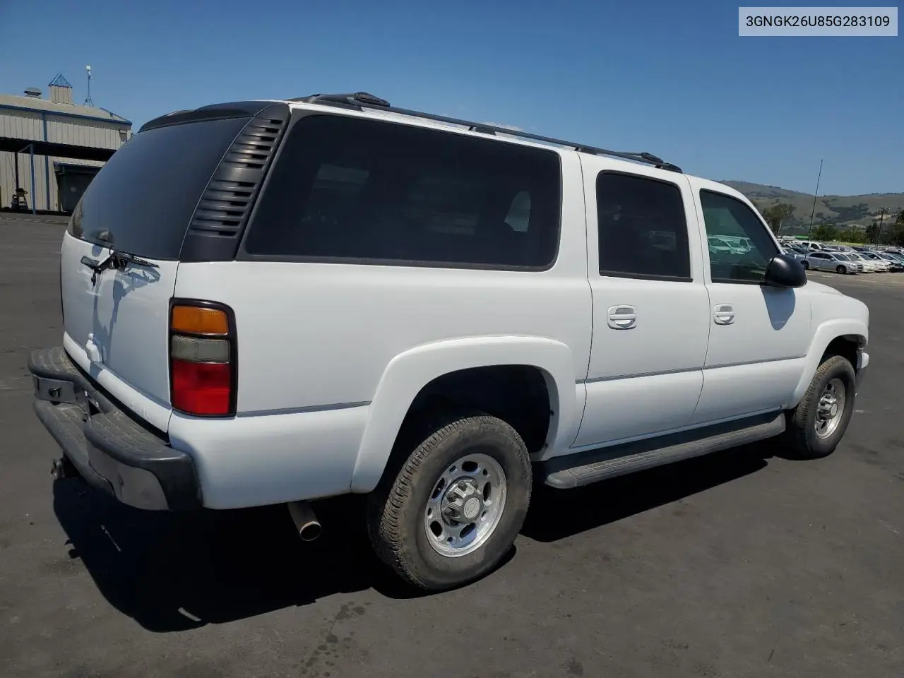 2005 Chevrolet Suburban K2500 VIN: 3GNGK26U85G283109 Lot: 55499715