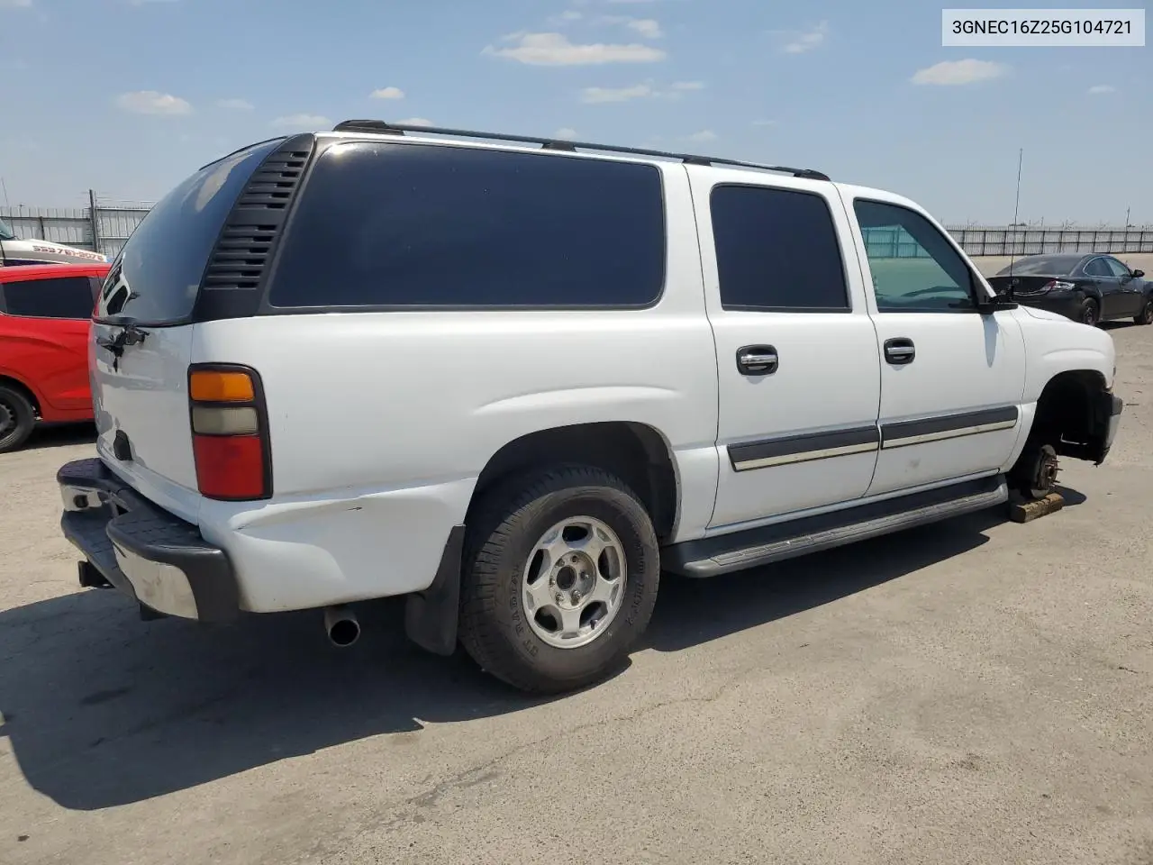 2005 Chevrolet Suburban C1500 VIN: 3GNEC16Z25G104721 Lot: 55809235