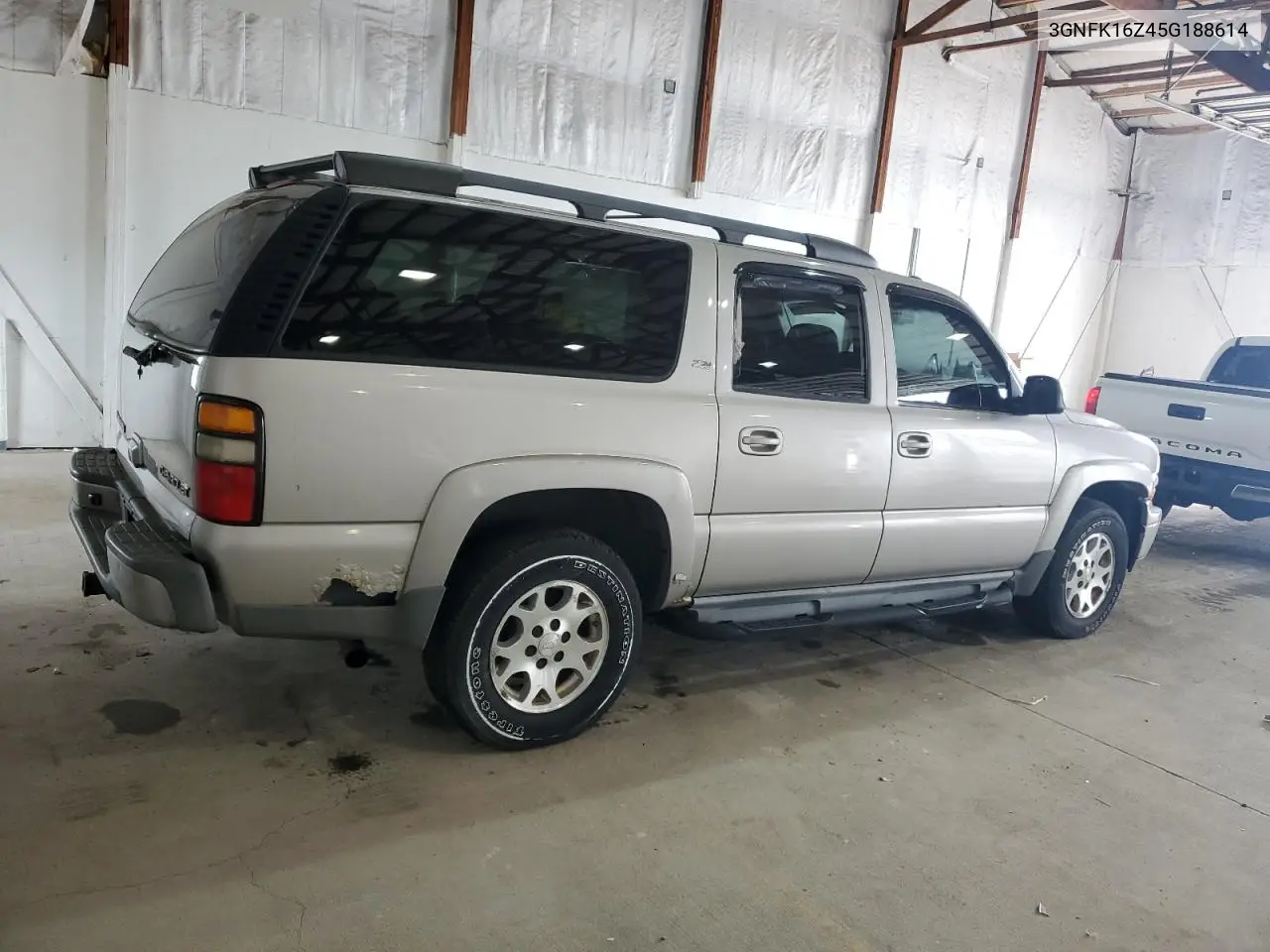 2005 Chevrolet Suburban K1500 VIN: 3GNFK16Z45G188614 Lot: 56093675