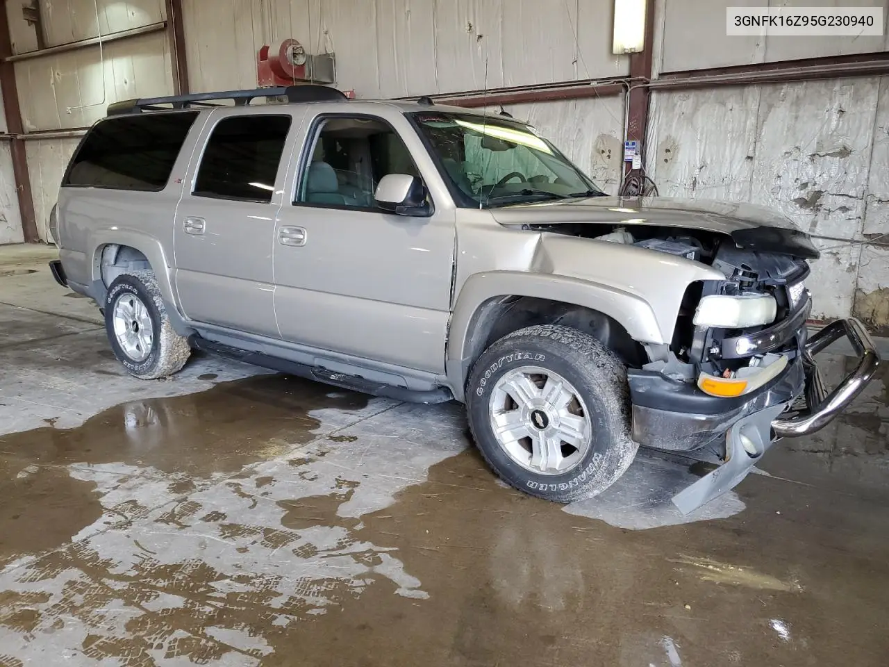 2005 Chevrolet Suburban K1500 VIN: 3GNFK16Z95G230940 Lot: 61540725