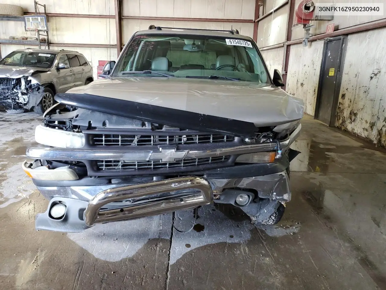 2005 Chevrolet Suburban K1500 VIN: 3GNFK16Z95G230940 Lot: 61540725