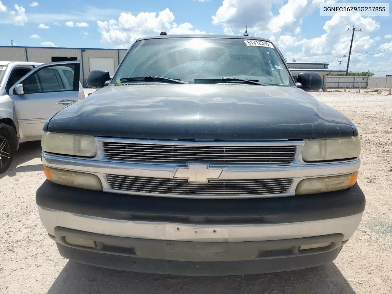 2005 Chevrolet Suburban C1500 VIN: 3GNEC16Z95G257855 Lot: 61812335