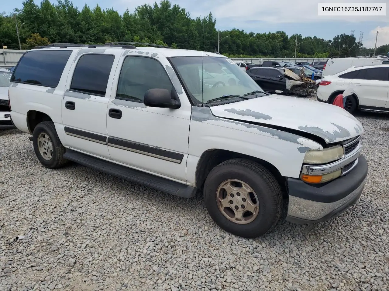 2005 Chevrolet Suburban C1500 VIN: 1GNEC16Z35J187767 Lot: 62494475
