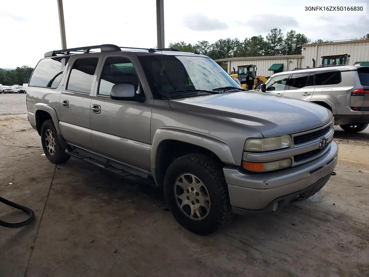 2005 Chevrolet Suburban K1500 VIN: 3GNFK16ZX5G166830 Lot: 62769755