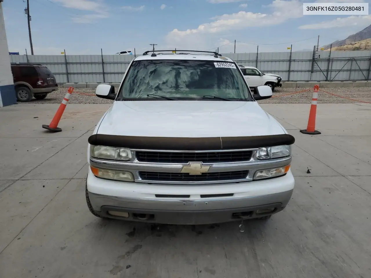 2005 Chevrolet Suburban K1500 VIN: 3GNFK16Z05G280481 Lot: 62952245