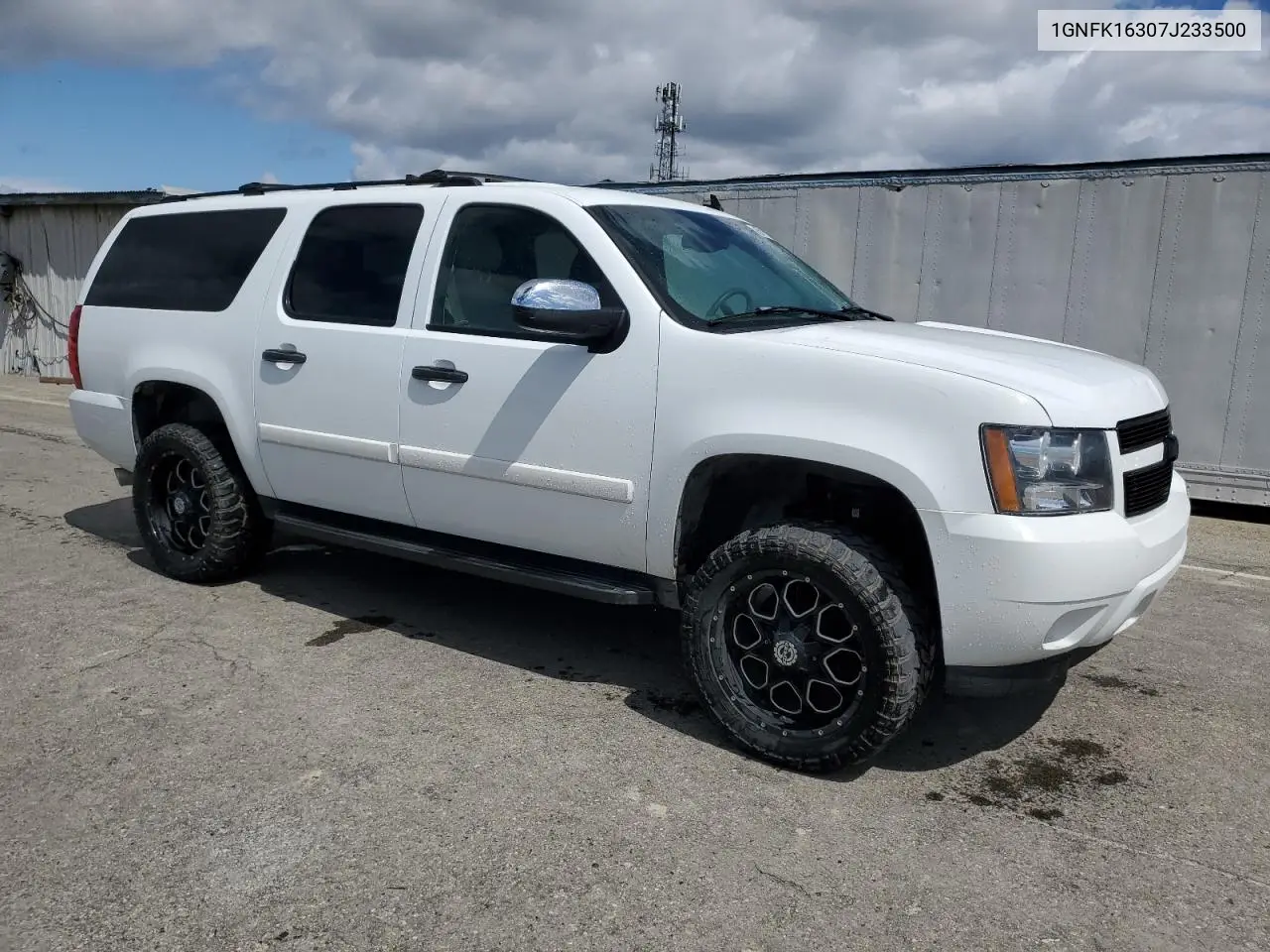 2007 Chevrolet Suburban K1500 VIN: 1GNFK16307J233500 Lot: 51330425