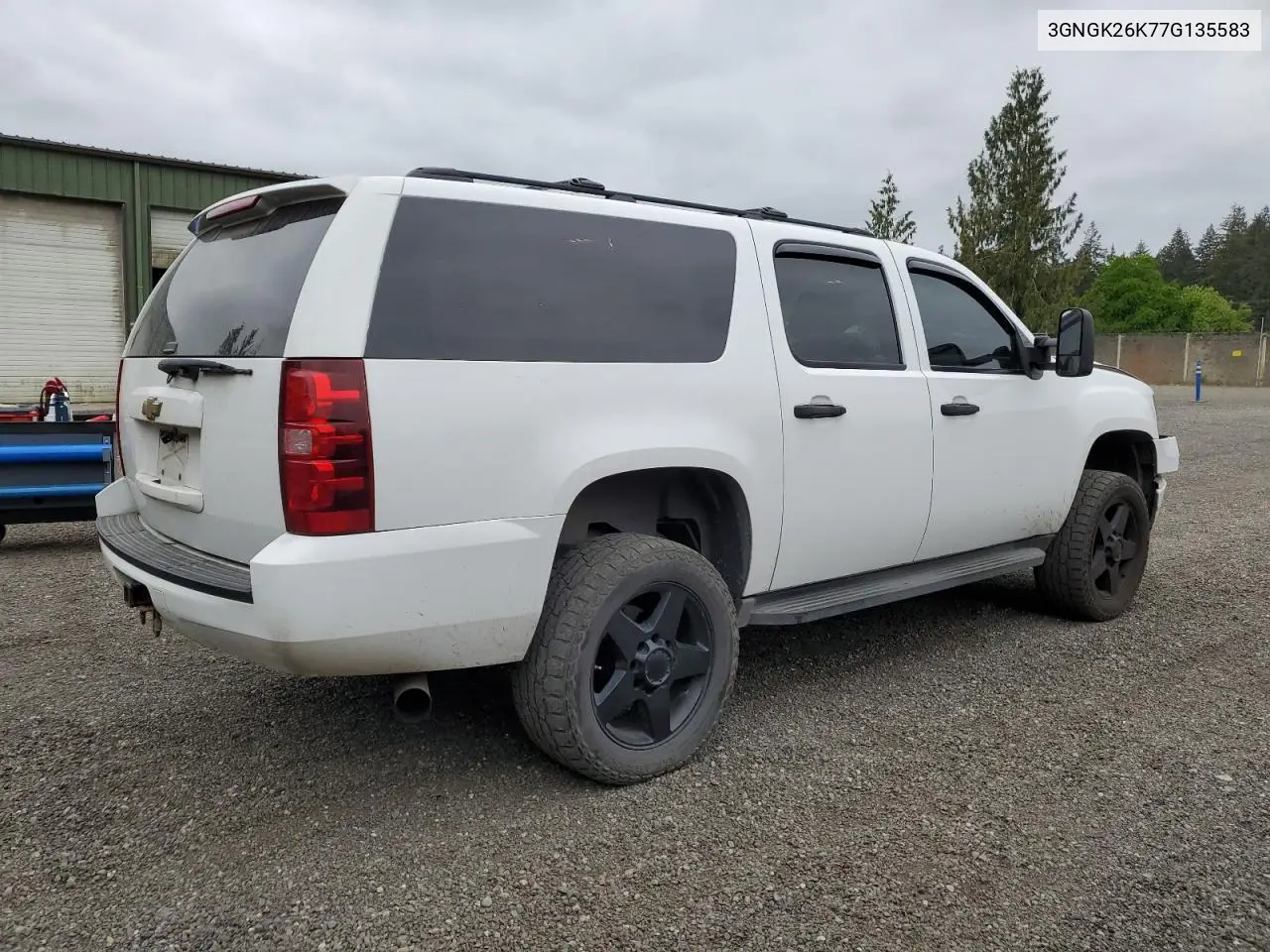2007 Chevrolet Suburban K2500 VIN: 3GNGK26K77G135583 Lot: 57054455