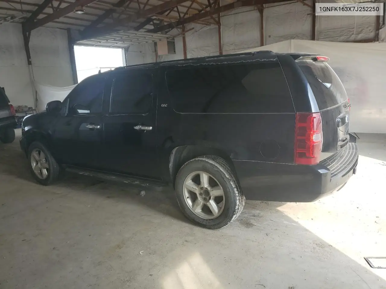 2007 Chevrolet Suburban K1500 VIN: 1GNFK163X7J252250 Lot: 58479585