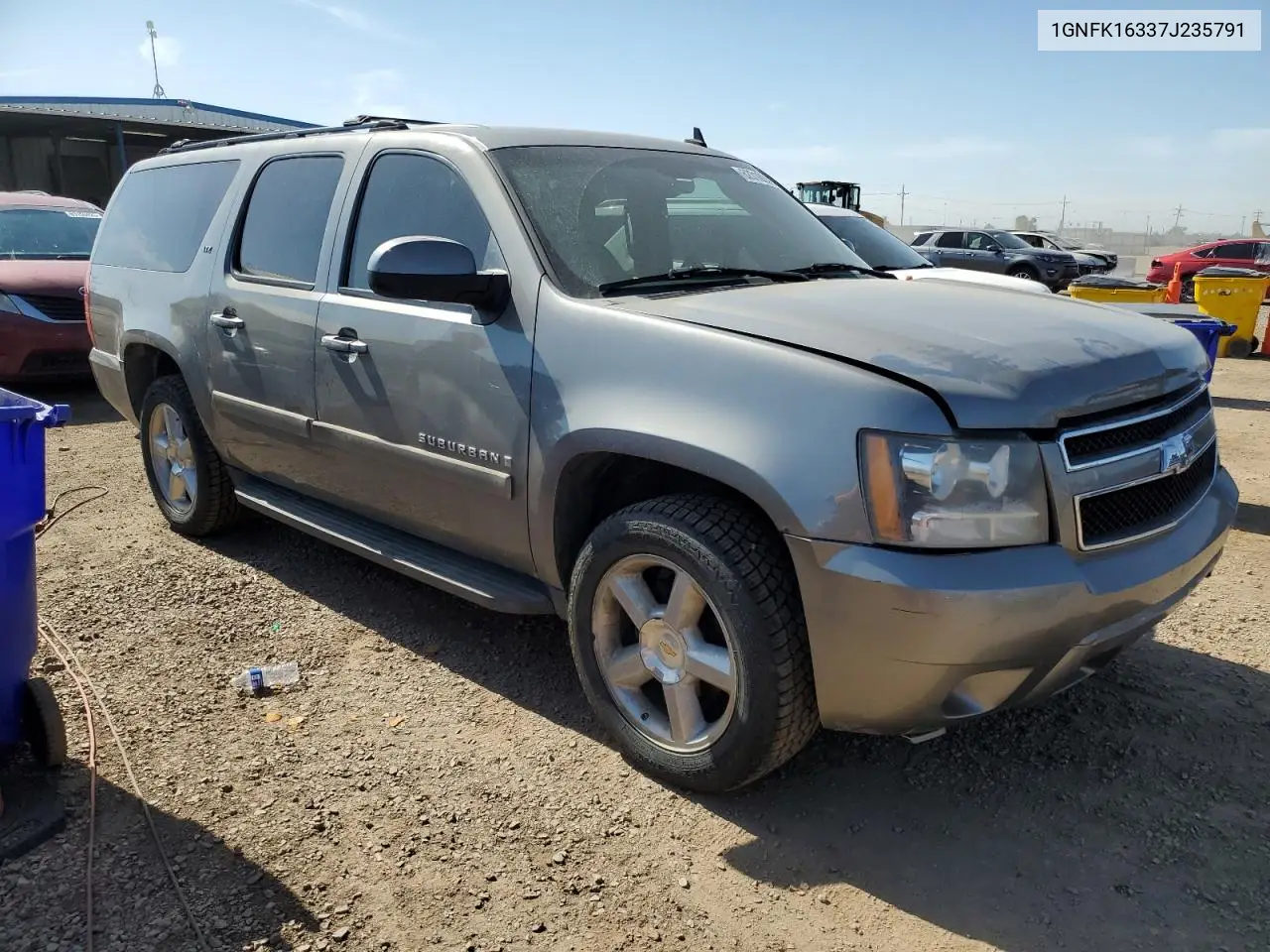 2007 Chevrolet Suburban K1500 VIN: 1GNFK16337J235791 Lot: 62310245