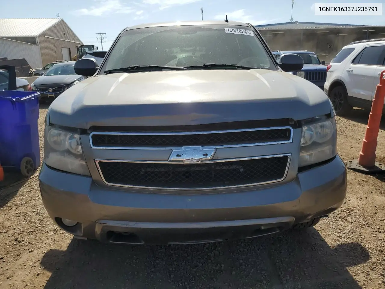 2007 Chevrolet Suburban K1500 VIN: 1GNFK16337J235791 Lot: 62310245