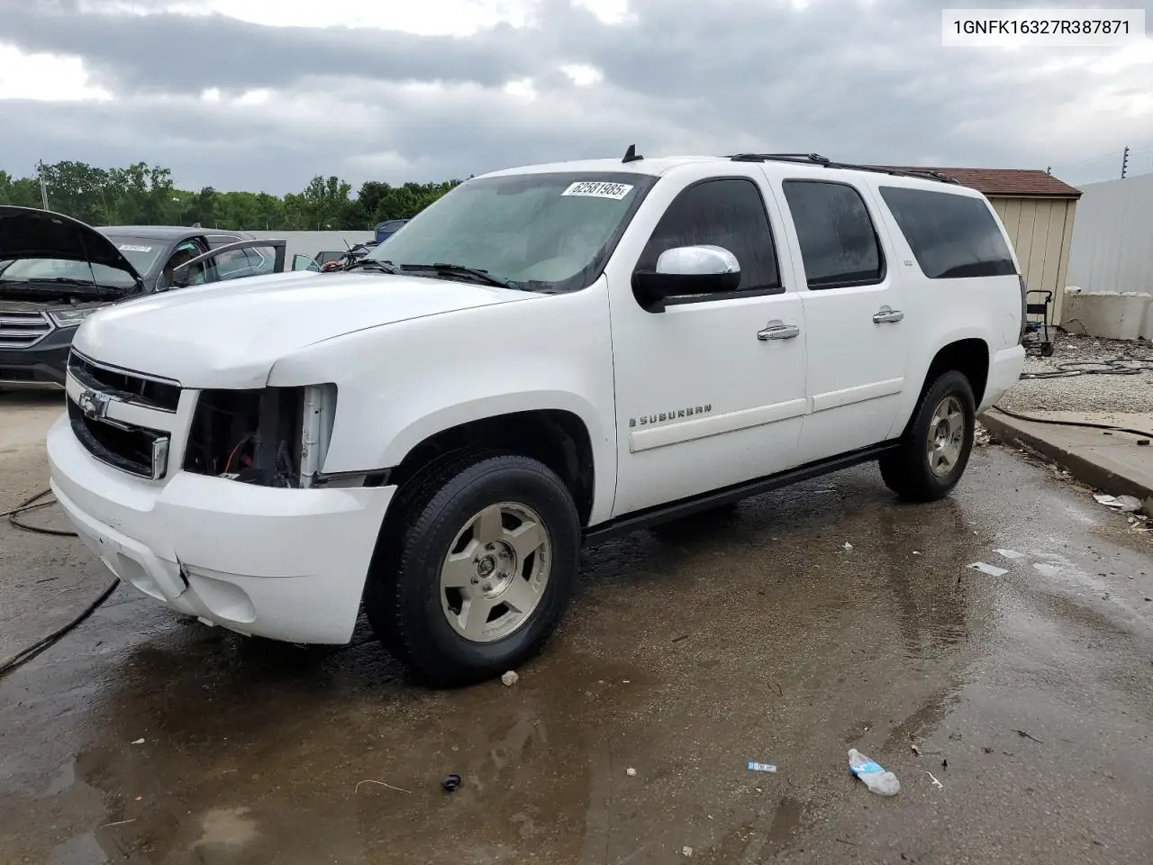 2007 Chevrolet Suburban K1500 VIN: 1GNFK16327R387871 Lot: 62581985