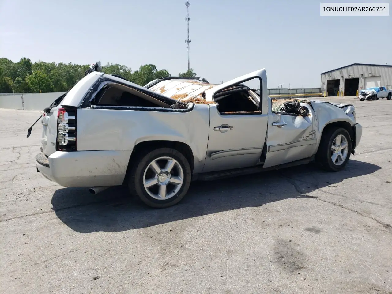 2010 Chevrolet Suburban C1500 Ls VIN: 1GNUCHE02AR266754 Lot: 56241955