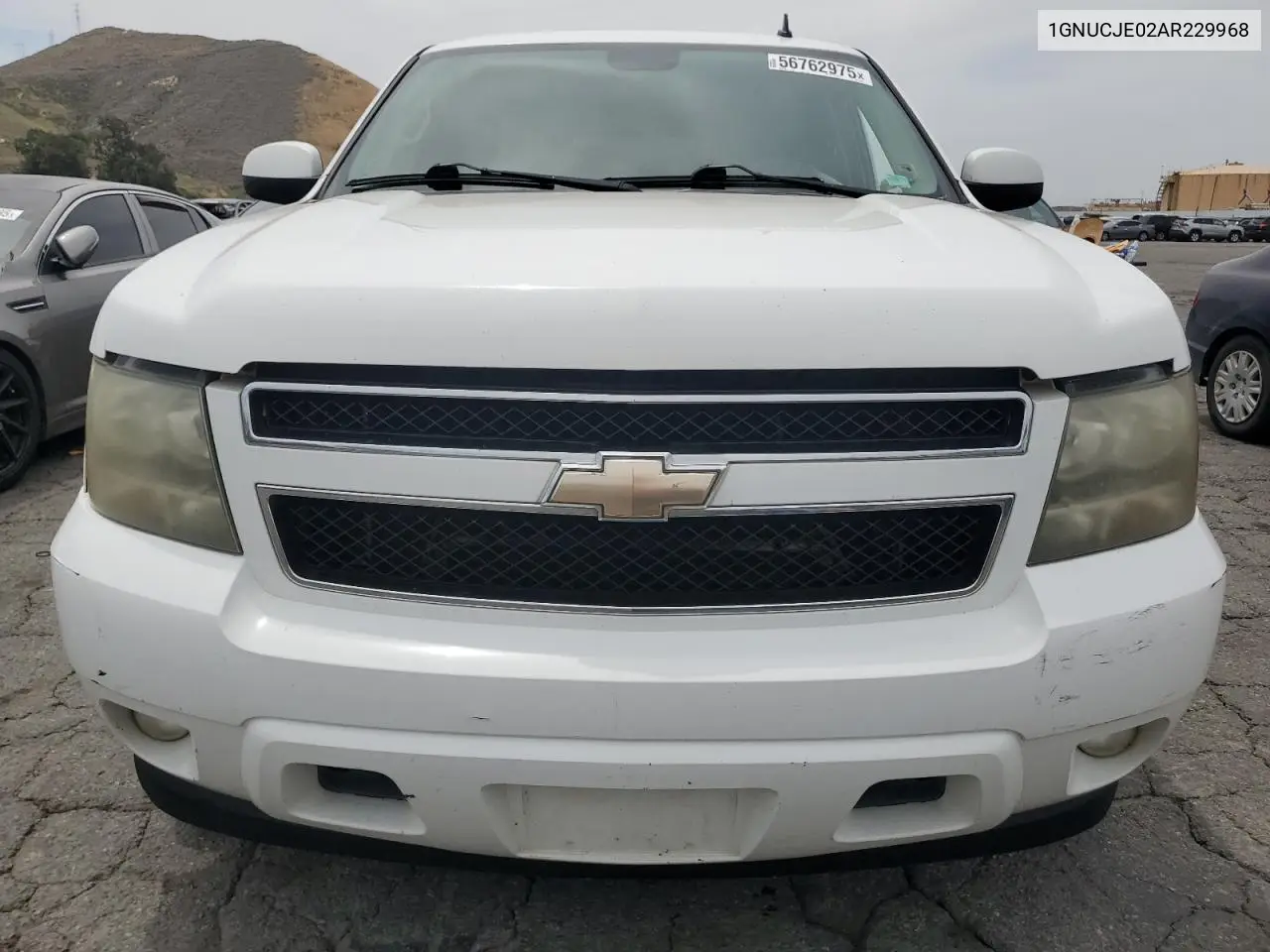 2010 Chevrolet Suburban C1500 Lt VIN: 1GNUCJE02AR229968 Lot: 56762975