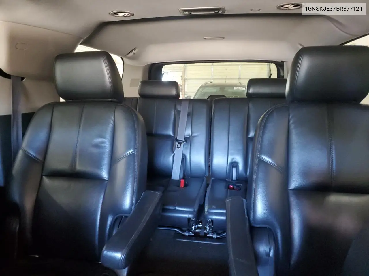 2011 Chevrolet Suburban K1500 Lt VIN: 1GNSKJE37BR377121 Lot: 55784495