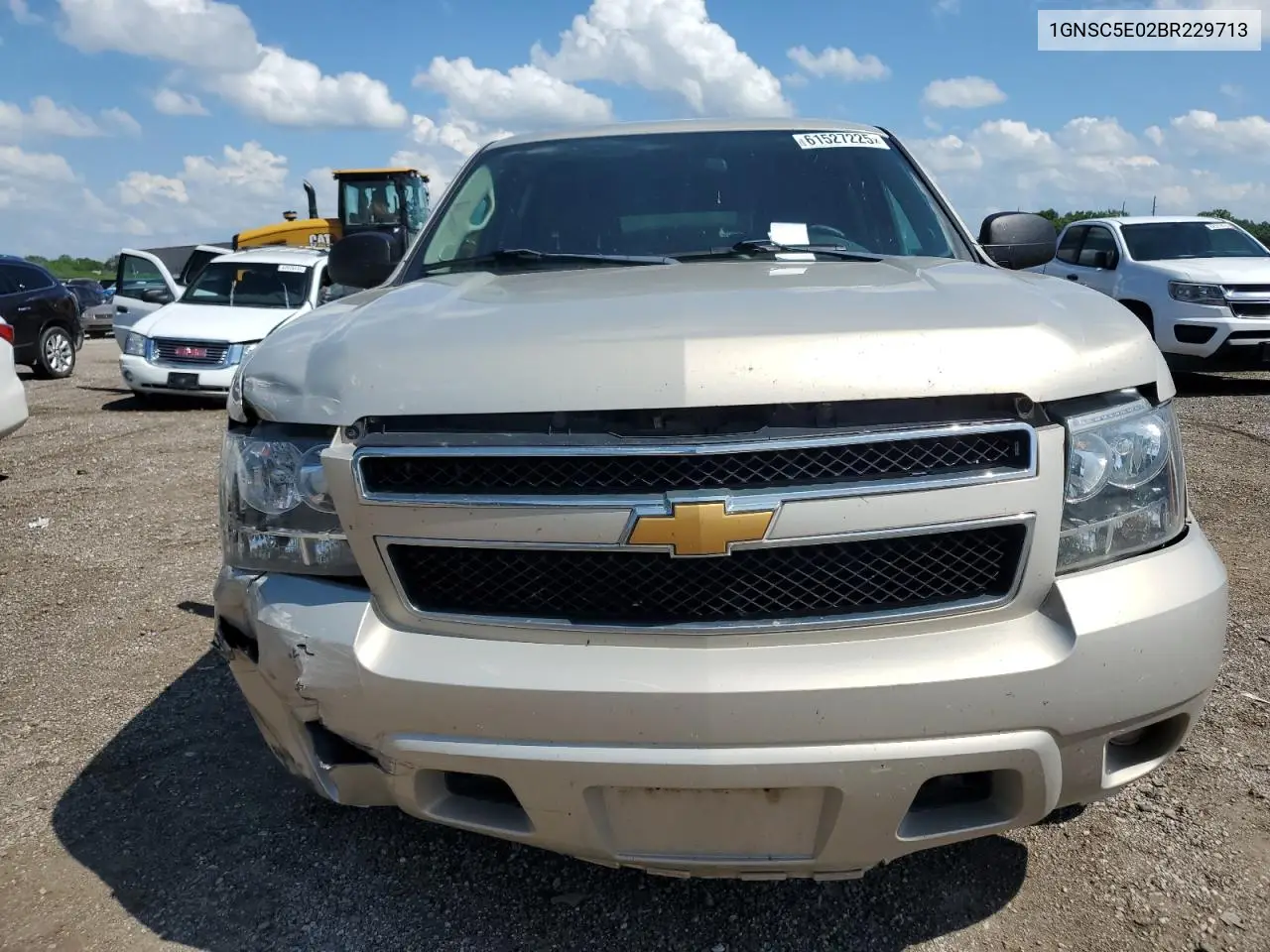 2011 Chevrolet Suburban C1500 VIN: 1GNSC5E02BR229713 Lot: 61527225