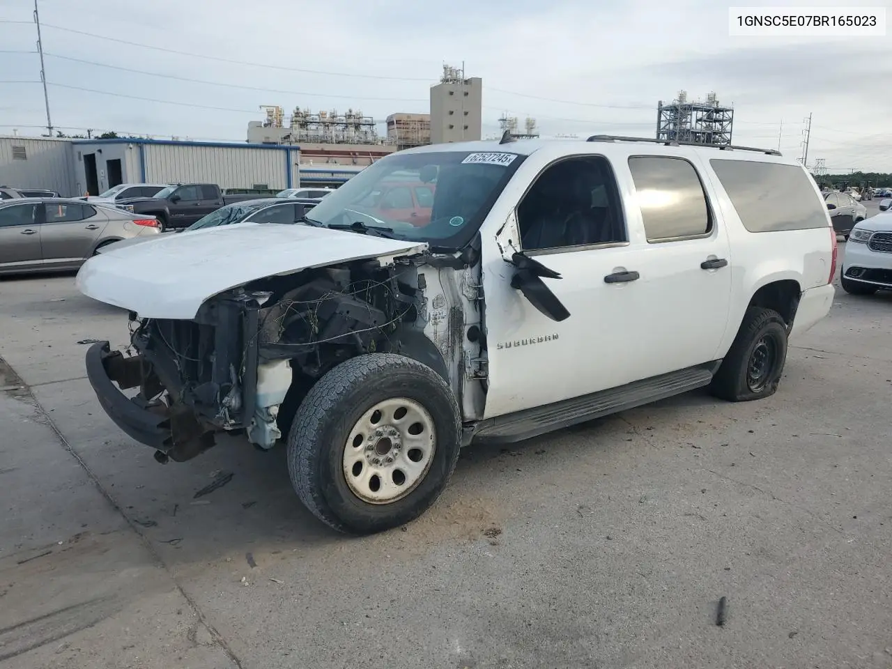 2011 Chevrolet Suburban C1500 VIN: 1GNSC5E07BR165023 Lot: 62527245