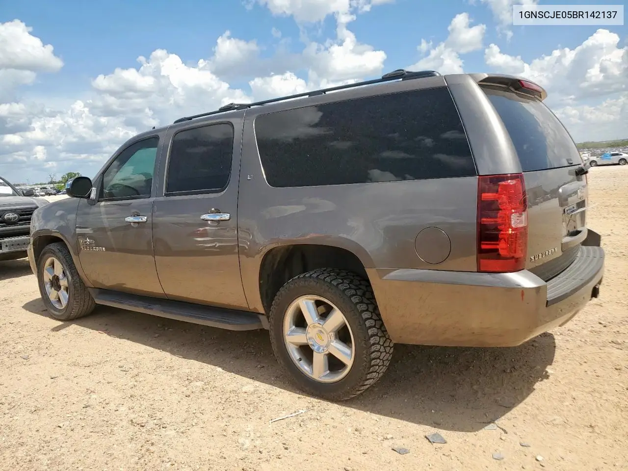 2011 Chevrolet Suburban C1500 Lt VIN: 1GNSCJE05BR142137 Lot: 62715655