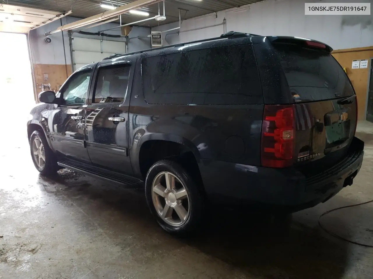 2013 Chevrolet Suburban K1500 Lt VIN: 1GNSKJE75DR191647 Lot: 54132905