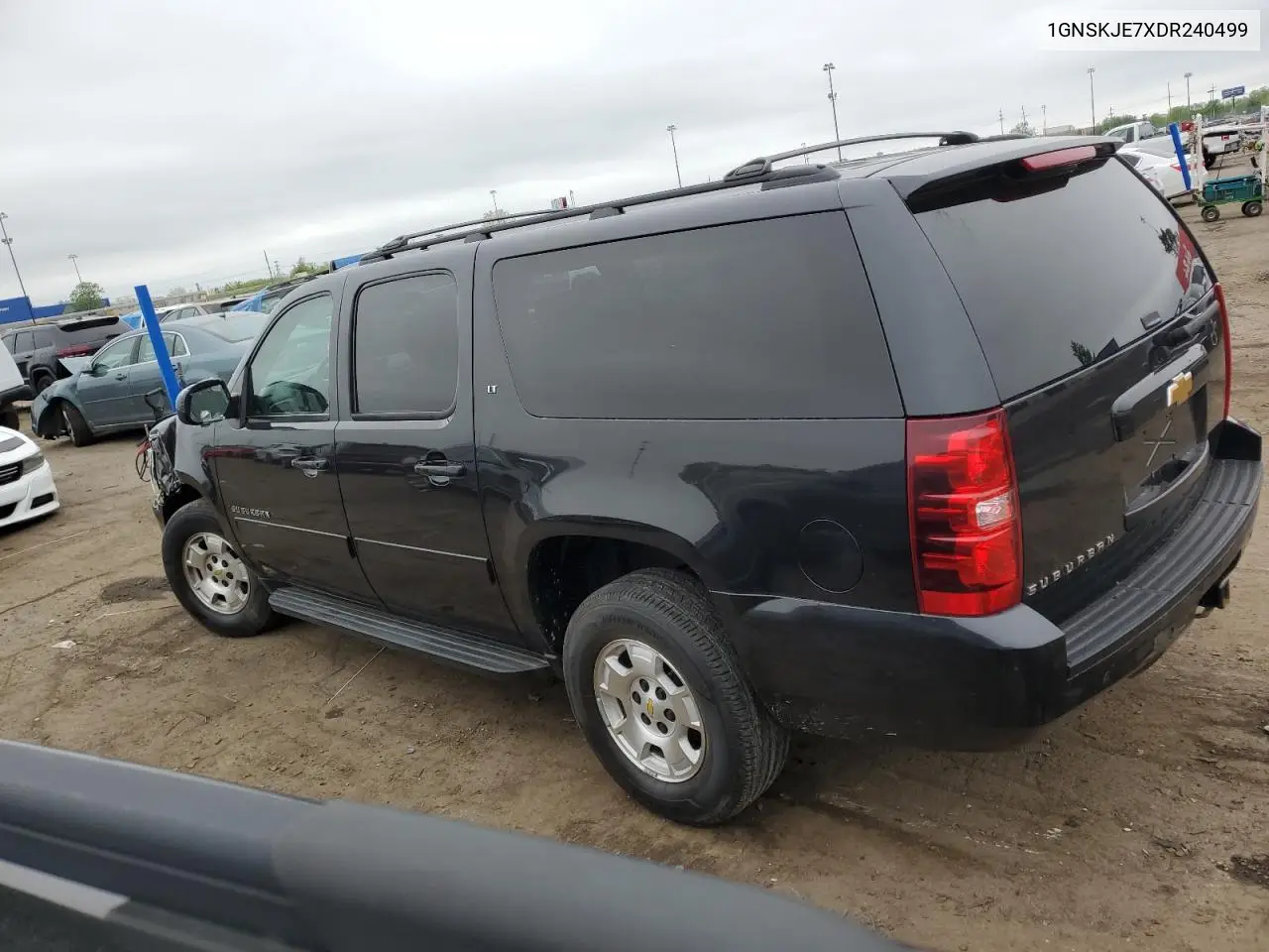 2013 Chevrolet Suburban K1500 Lt VIN: 1GNSKJE7XDR240499 Lot: 56840915
