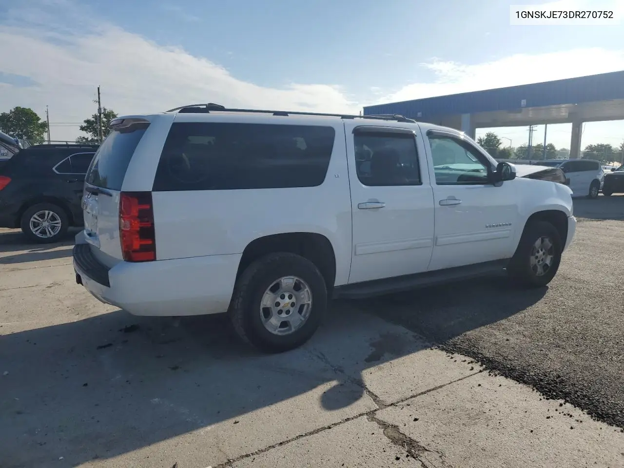 2013 Chevrolet Suburban K1500 Lt VIN: 1GNSKJE73DR270752 Lot: 62177835