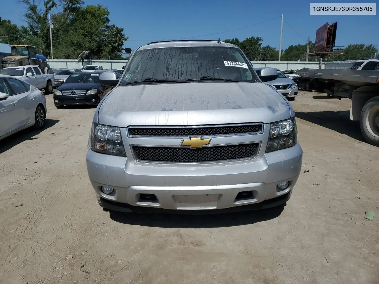 2013 Chevrolet Suburban K1500 Lt VIN: 1GNSKJE73DR355705 Lot: 63233425