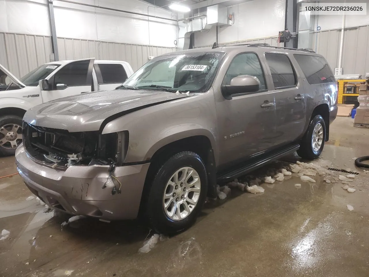 2013 Chevrolet Suburban K1500 Lt VIN: 1GNSKJE72DR236026 Lot: 86153104