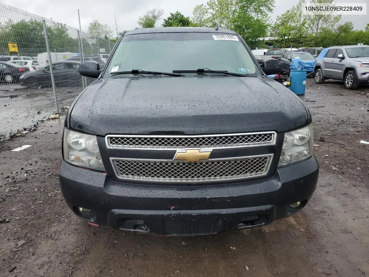 2014 Chevrolet Suburban C1500 Lt VIN: 1GNSCJE09ER228409 Lot: 55901885