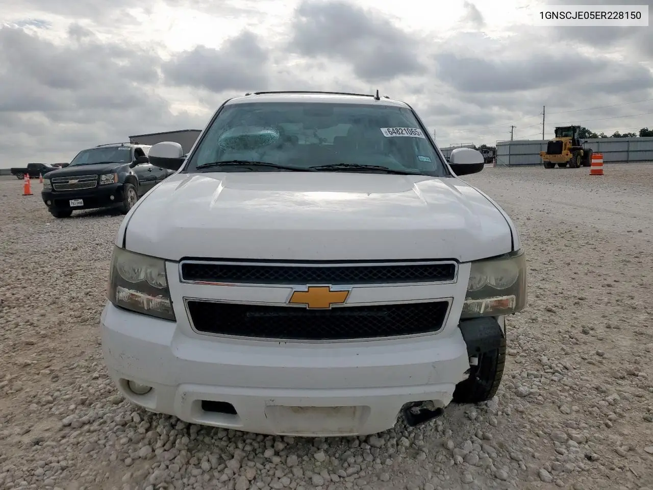 2014 Chevrolet Suburban C1500 Lt VIN: 1GNSCJE05ER228150 Lot: 64821065