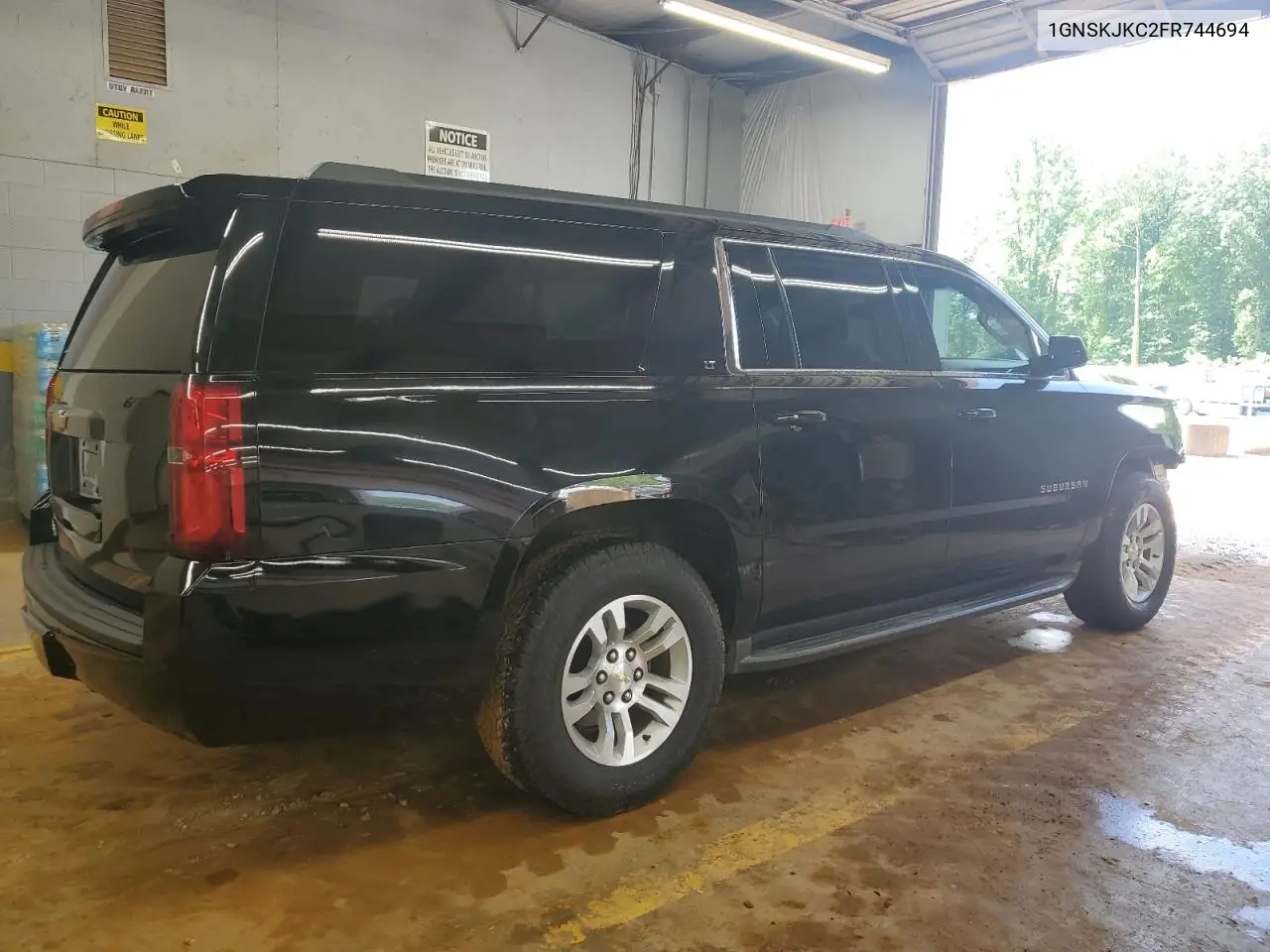 2015 Chevrolet Suburban K1500 Lt VIN: 1GNSKJKC2FR744694 Lot: 56769735