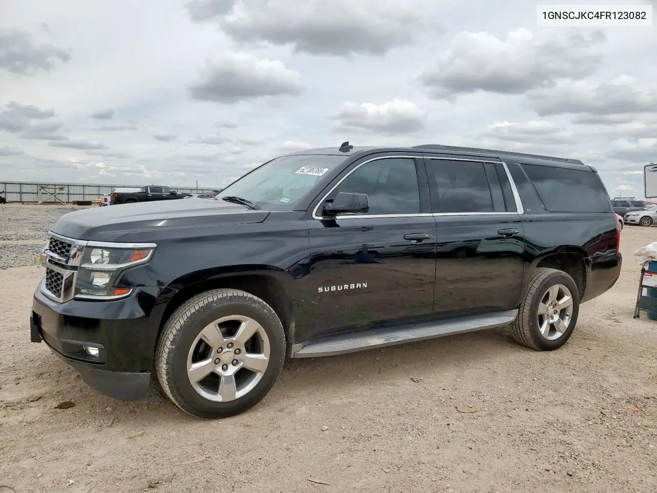 2015 Chevrolet Suburban C1500 Lt VIN: 1GNSCJKC4FR123082 Lot: 62708765