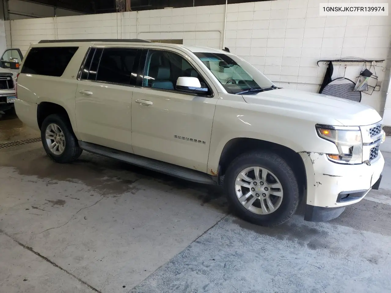 2015 Chevrolet Suburban K1500 Lt VIN: 1GNSKJKC7FR139974 Lot: 63105405