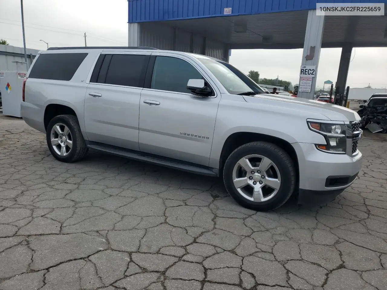 2015 Chevrolet Suburban K1500 Lt VIN: 1GNSKJKC2FR225659 Lot: 65719275