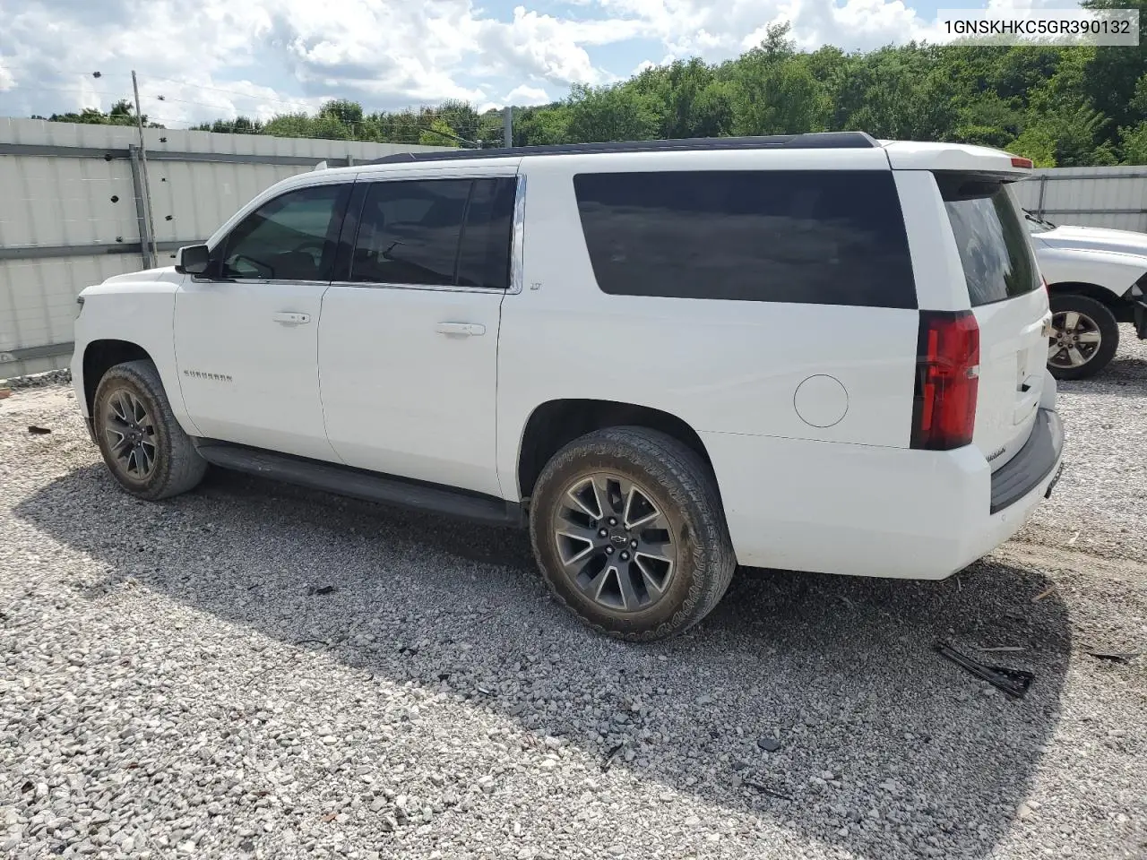 2016 Chevrolet Suburban K1500 Lt VIN: 1GNSKHKC5GR390132 Lot: 62907095