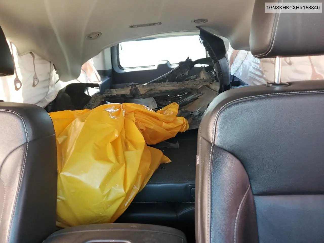 1GNSKHKCXHR158840 2017 Chevrolet Suburban K1500 Lt