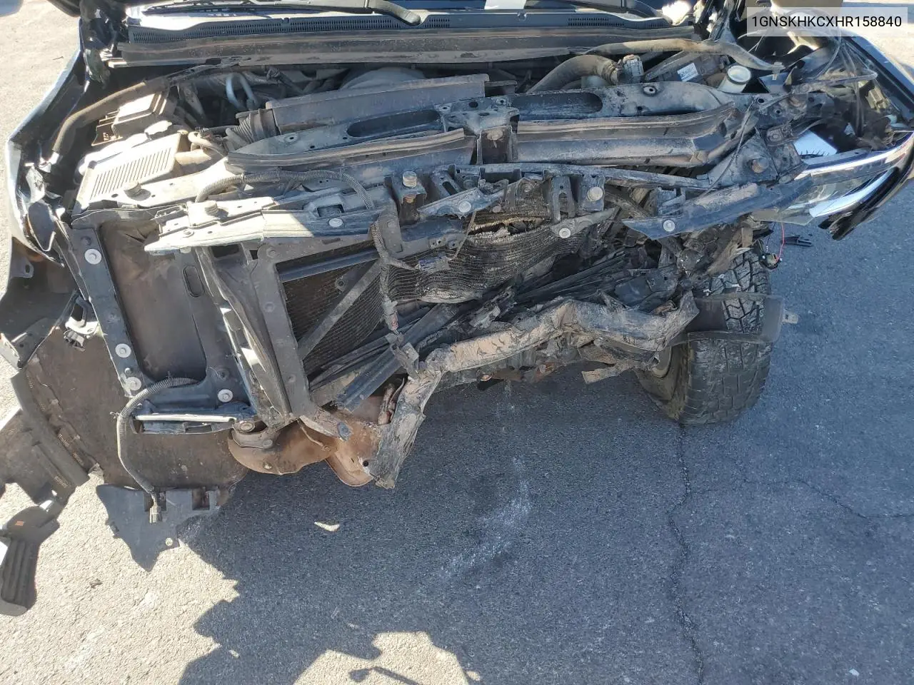 1GNSKHKCXHR158840 2017 Chevrolet Suburban K1500 Lt