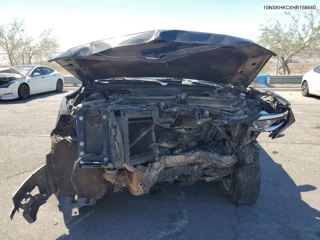 1GNSKHKCXHR158840 2017 Chevrolet Suburban K1500 Lt